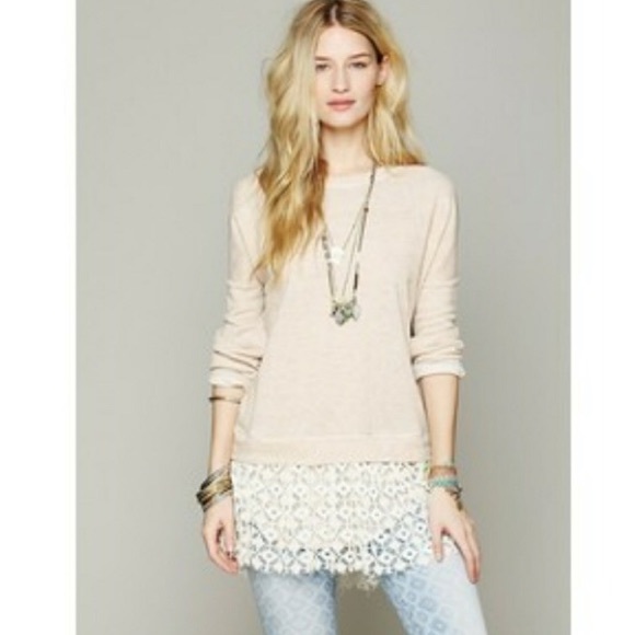 Free People Sweaters - EUC Free People Oversized Sweater size M/L